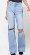 Load image into Gallery viewer, Devon Vintage High Flare Jeans