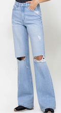 Load image into Gallery viewer, Devon Vintage High Flare Jeans