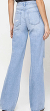 Load image into Gallery viewer, Devon Vintage High Flare Jeans