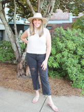 Load image into Gallery viewer, Black Ripped Straight Jean