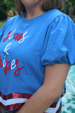 Load image into Gallery viewer, Stars &amp; Stripes Wavy Hem Tee
