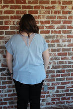 Load image into Gallery viewer, Blue Lace Curvy Top
