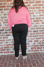 Load image into Gallery viewer, Black Skinny Jean with Zipper Detail Curvy
