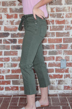 Load image into Gallery viewer, Olive Washed Cropped Jeans
